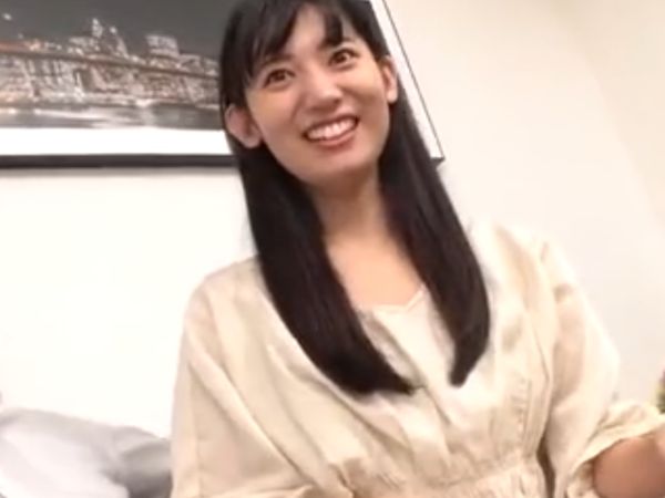 【童貞ナンパ】 美人女子アナを口説き落とせ！ 恥じらいながらも童貞チ◯ポを挿入され、感じまくり♥ セックスリポートでエロさ全開！